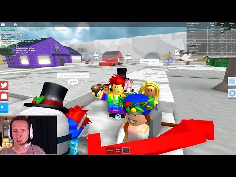 Snow Shoveling With Frosty In Roblox Ytread - roblox homw to get santas backpack snow shoveling simulator