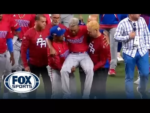 Edwin Díaz suffers apparent leg injury after celebrating Puerto Rico's victory vs Dominican Republic